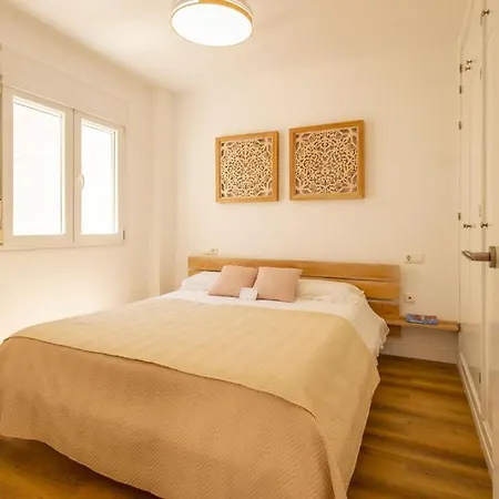 Cadizz-atico El Falla Con Terraza De 40m2 Lägenhet *